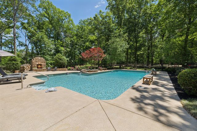 1150 Deer Run Rd, Murfreesboro, TN 37128