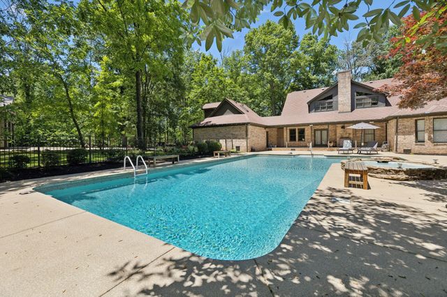 1150 Deer Run Rd, Murfreesboro, TN 37128