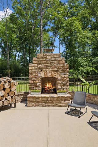 1150 Deer Run Rd, Murfreesboro, TN 37128