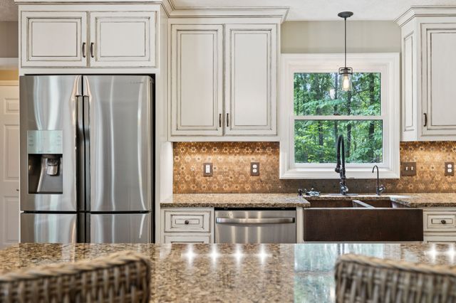 1150 Deer Run Rd, Murfreesboro, TN 37128