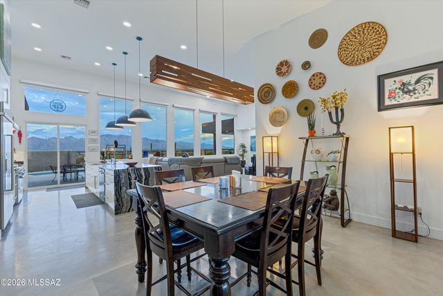 2802 N Cerrada De Beto, Tucson, AZ 85745