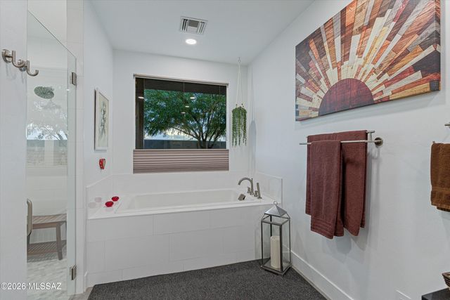 2802 N Cerrada De Beto, Tucson, AZ 85745