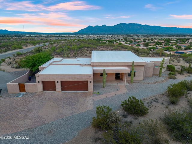 2802 N Cerrada De Beto, Tucson, AZ 85745
