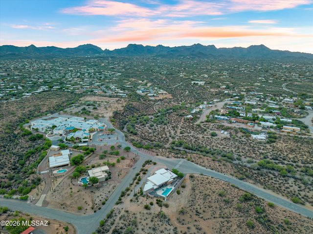 2802 N Cerrada De Beto, Tucson, AZ 85745