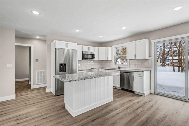 973 Ducey Avenue, Muskegon, MI 49442