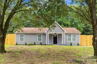 412 E Mclelland Avenue, Mooresville, NC 28115