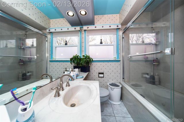 7332 E Frumin Court, Westland, MI 48185