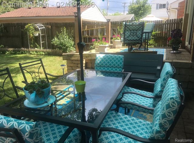 7332 E Frumin Court, Westland, MI 48185