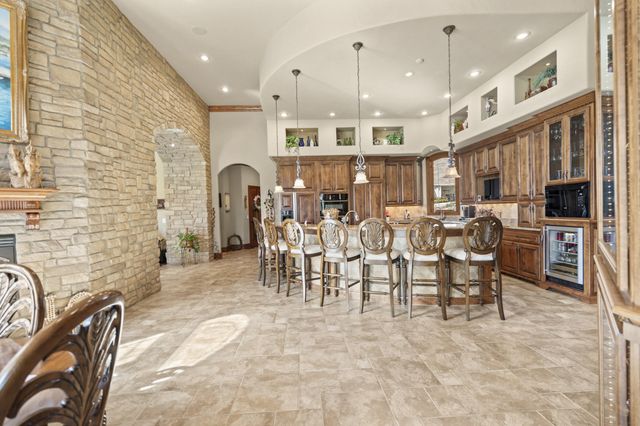 3936 E Glen Abbey Drive, Springfield, MO 65809