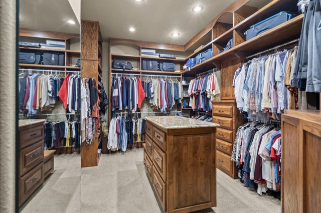 3936 E Glen Abbey Drive, Springfield, MO 65809