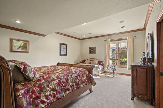 3936 E Glen Abbey Drive, Springfield, MO 65809