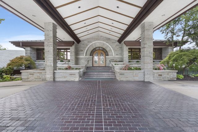 3936 E Glen Abbey Drive, Springfield, MO 65809