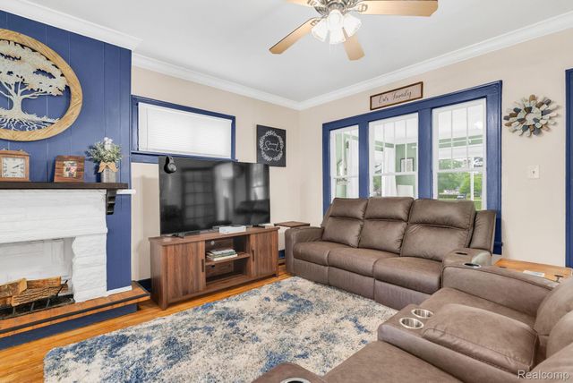 2926 South Boulevard, Port Huron, MI 48060
