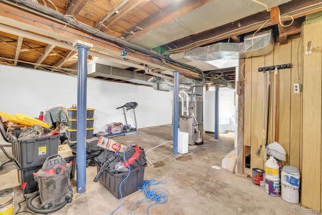2926 South Boulevard, Port Huron, MI 48060
