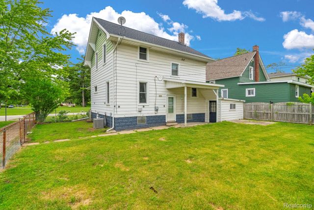 2926 South Boulevard, Port Huron, MI 48060