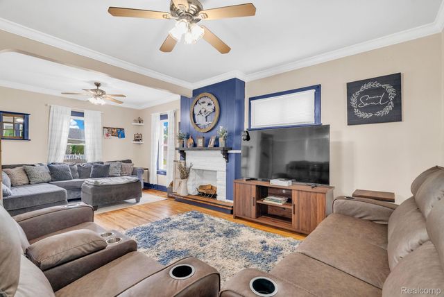 2926 South Boulevard, Port Huron, MI 48060