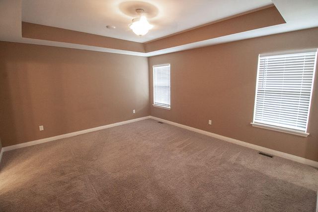 2810 AMBERWOOD CT, Columbia, MO 65203