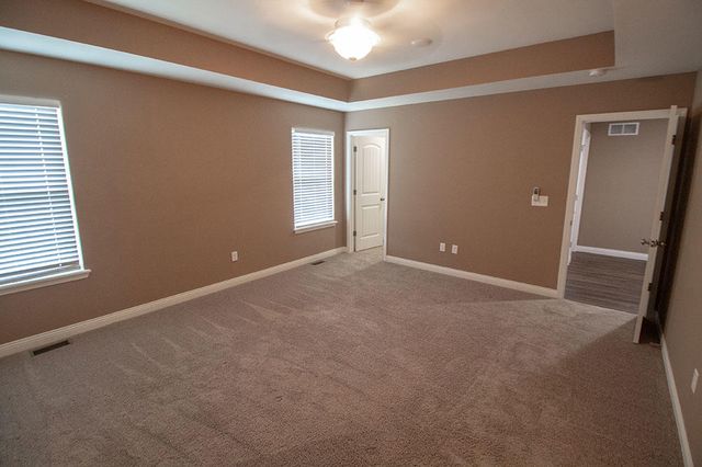 2810 AMBERWOOD CT, Columbia, MO 65203