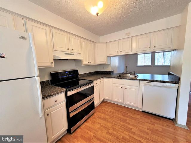 8072 GRANDVIEW CT, Springfield, VA 22153