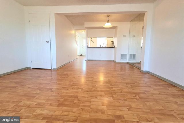 8072 GRANDVIEW CT, Springfield, VA 22153