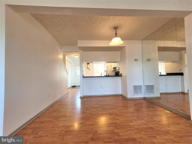 8072 GRANDVIEW CT, Springfield, VA 22153