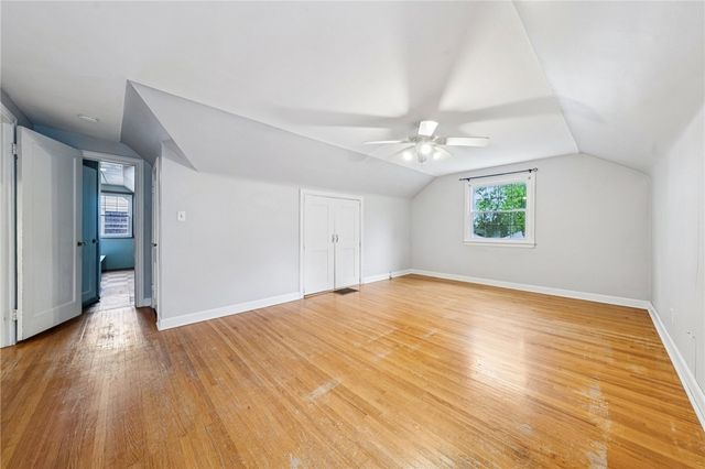 49 Canterbury Court, Amherst, NY 14226