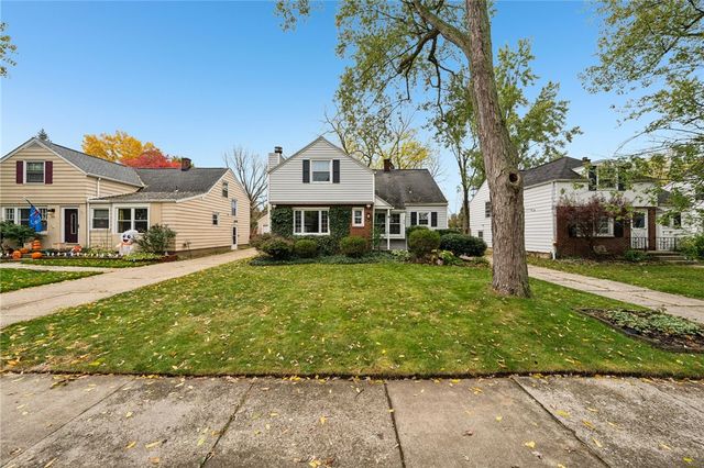 49 Canterbury Court, Amherst, NY 14226