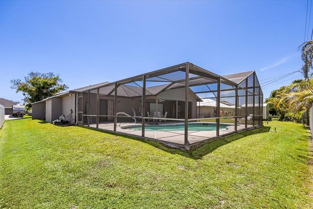 2126 SW TRENTON Lane, Port St. Lucie, Port St Lucie, FL 34984