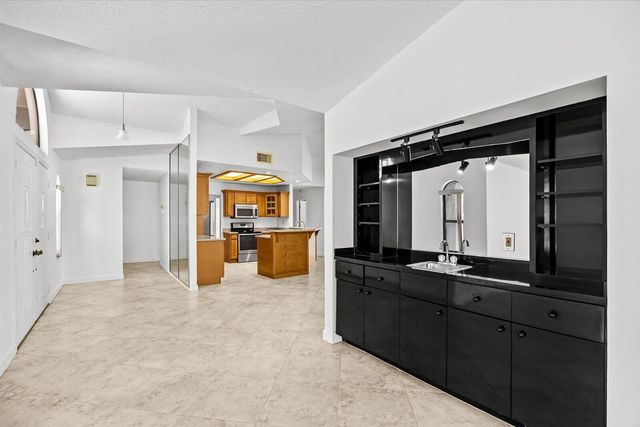2126 SW TRENTON Lane, Port St. Lucie, Port St Lucie, FL 34984