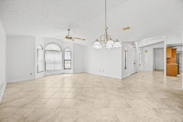 2126 SW TRENTON Lane, Port St. Lucie, Port St Lucie, FL 34984