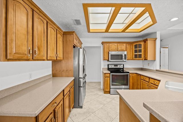 2126 SW TRENTON Lane, Port St. Lucie, Port St Lucie, FL 34984