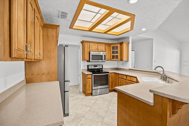2126 SW TRENTON Lane, Port St. Lucie, Port St Lucie, FL 34984