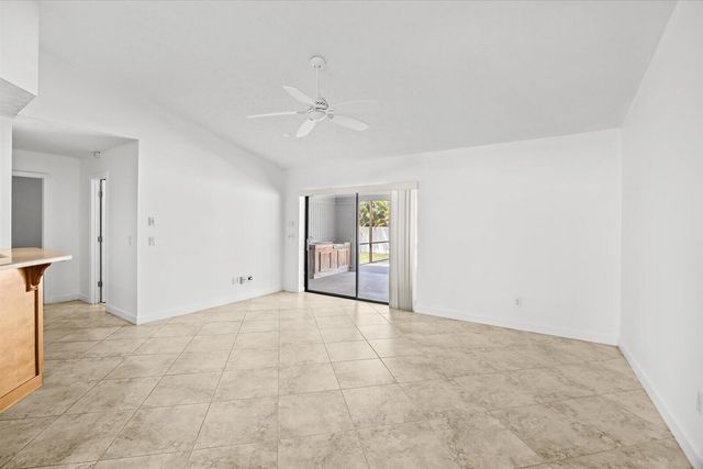 2126 SW TRENTON Lane, Port St. Lucie, Port St Lucie, FL 34984