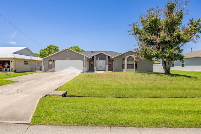 2126 SW TRENTON Lane, Port St. Lucie, Port St Lucie, FL 34984