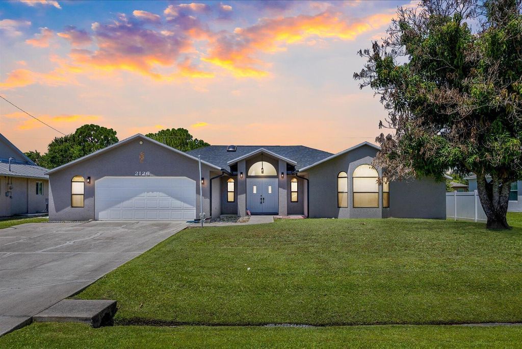 2126 SW TRENTON Lane, Port St. Lucie, Port St Lucie, FL 34984