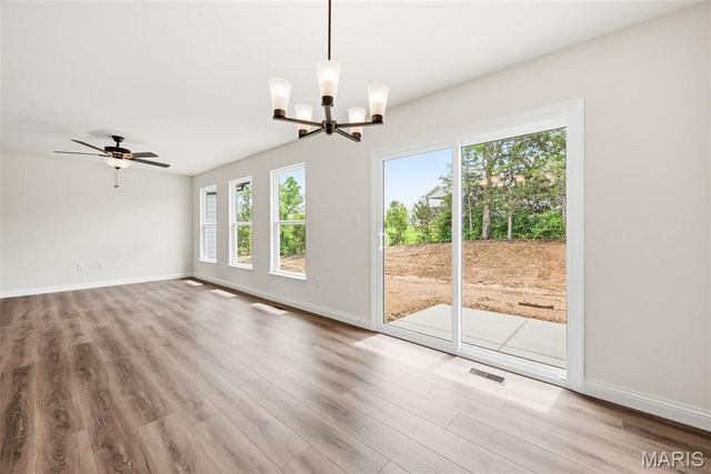 18816 Addi Drive, Warrenton, MO 63383