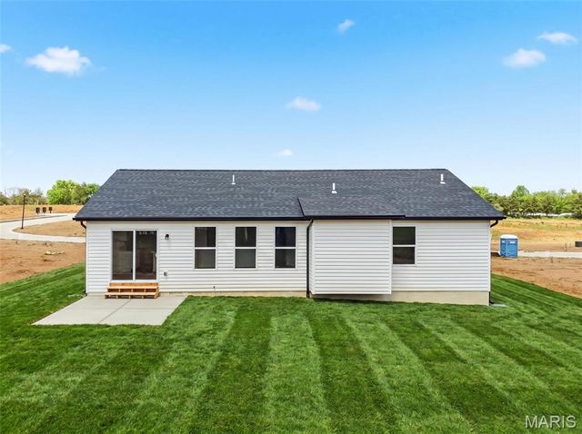 18816 Addi Drive, Warrenton, MO 63383