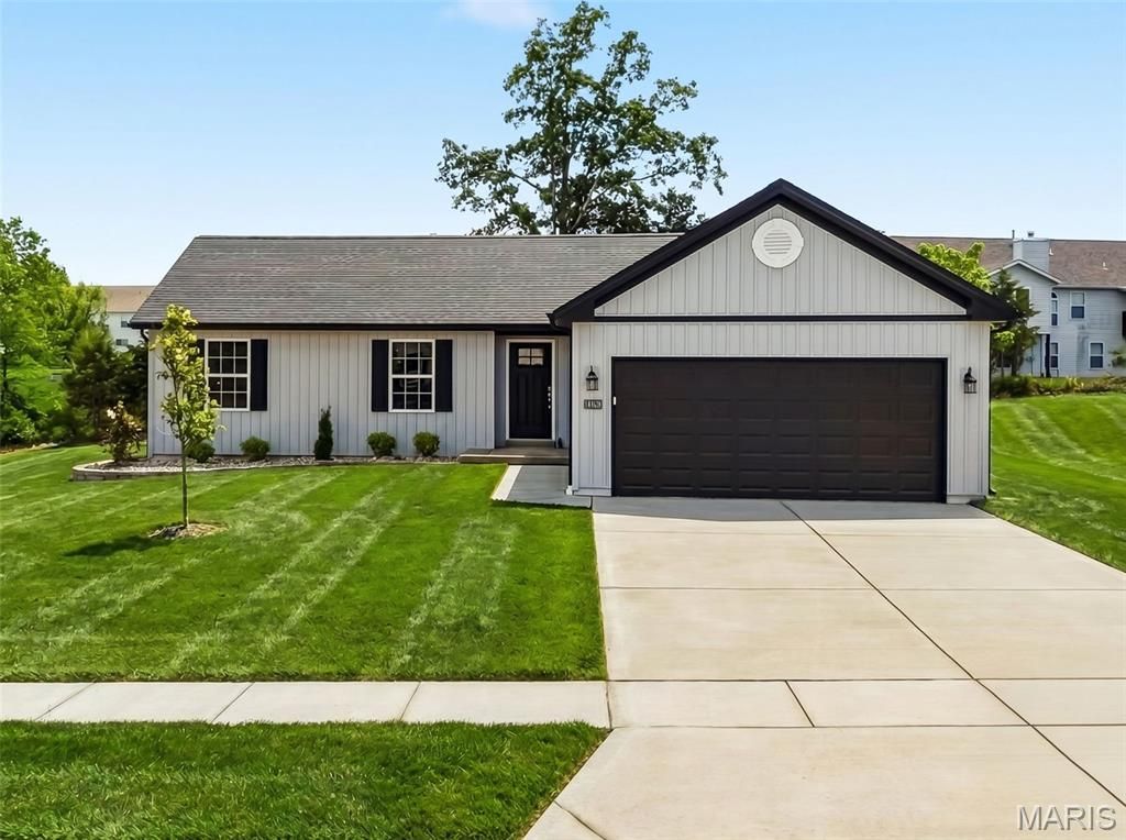 18816 Addi Drive, Warrenton, MO 63383