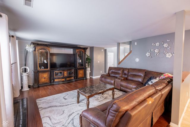 4221 Southport Trace, Indianapolis, IN 46237