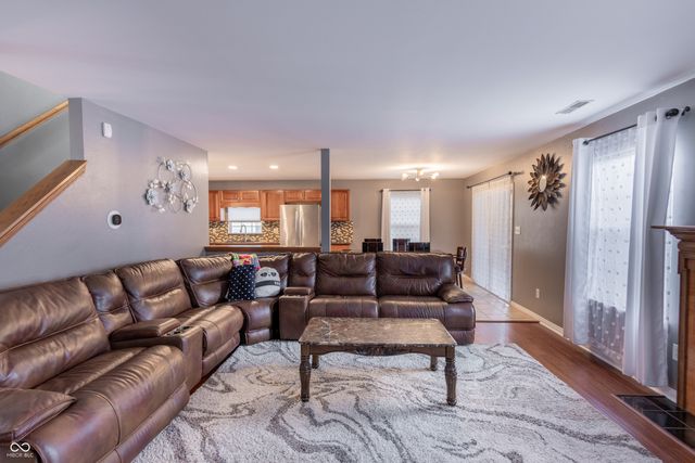 4221 Southport Trace, Indianapolis, IN 46237