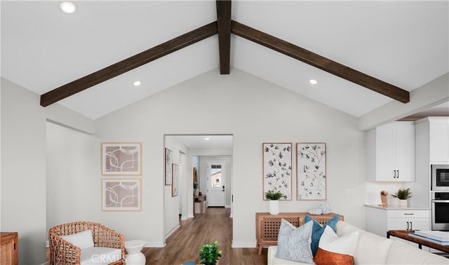 7813 Baylor Avenue, Hesperia, CA 92344