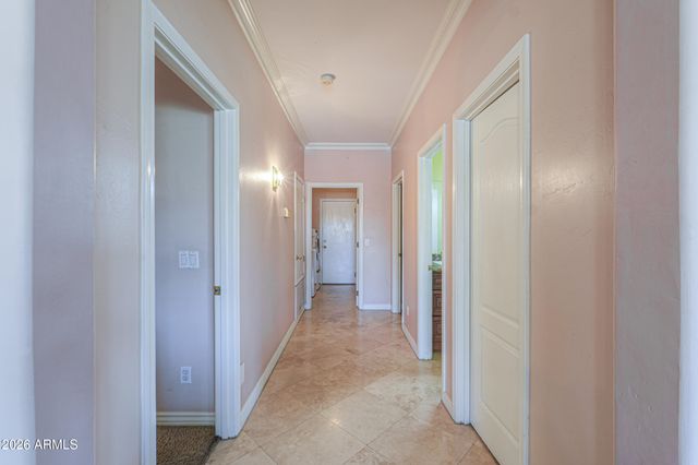 821 W RAWHIDE Avenue, Gilbert, AZ 85233