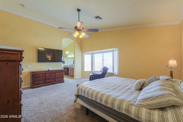 821 W RAWHIDE Avenue, Gilbert, AZ 85233