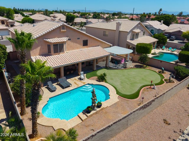 821 W RAWHIDE Avenue, Gilbert, AZ 85233