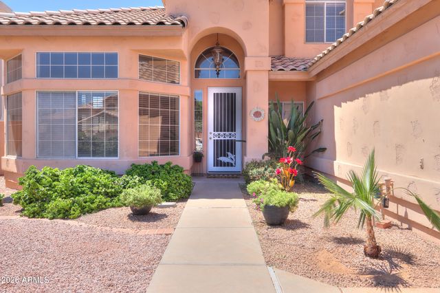 821 W RAWHIDE Avenue, Gilbert, AZ 85233