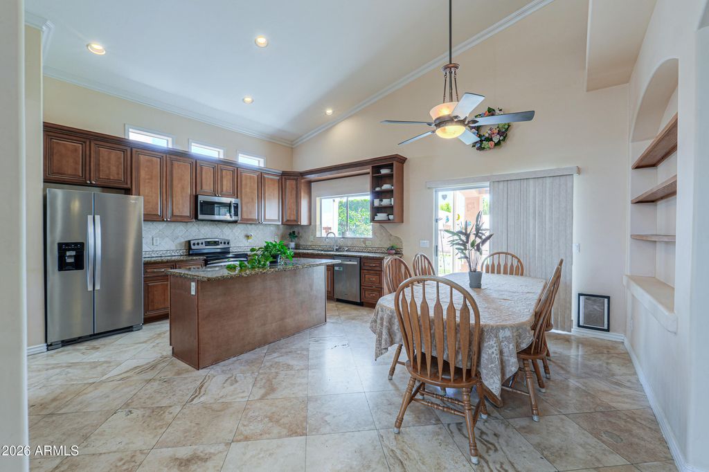 821 W RAWHIDE Avenue, Gilbert, AZ 85233 — photo 2