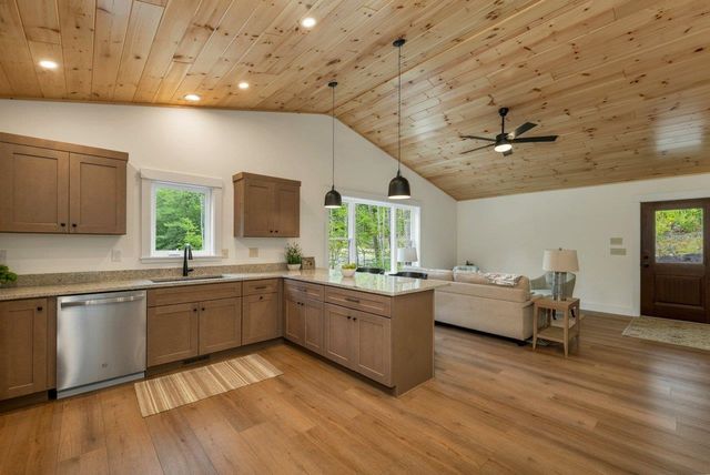 5 Garmish Drive, New Durham, NH 03855
