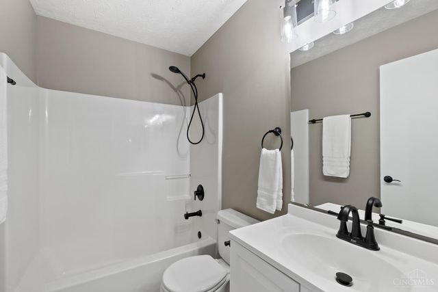 19 Bobwhite Court, Pierce Twp, OH 45102