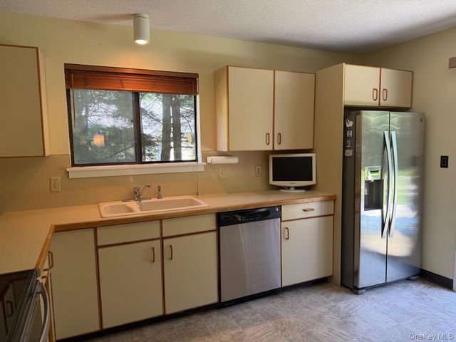493 Heritage Hills A, Somers, NY 10589