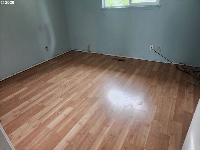 271 DONALD Ter, Myrtle Creek, OR 97457